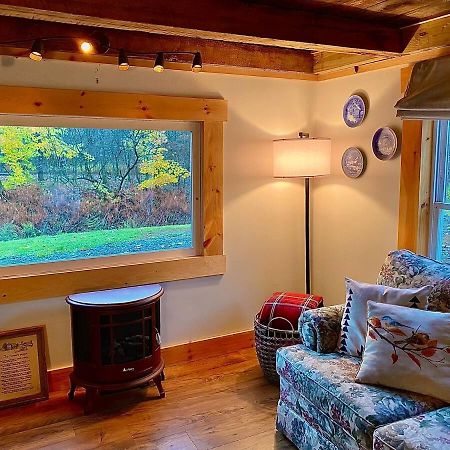 Charming 120-Year-Old Farmhouse By The Creek. Starlight Exteriör bild